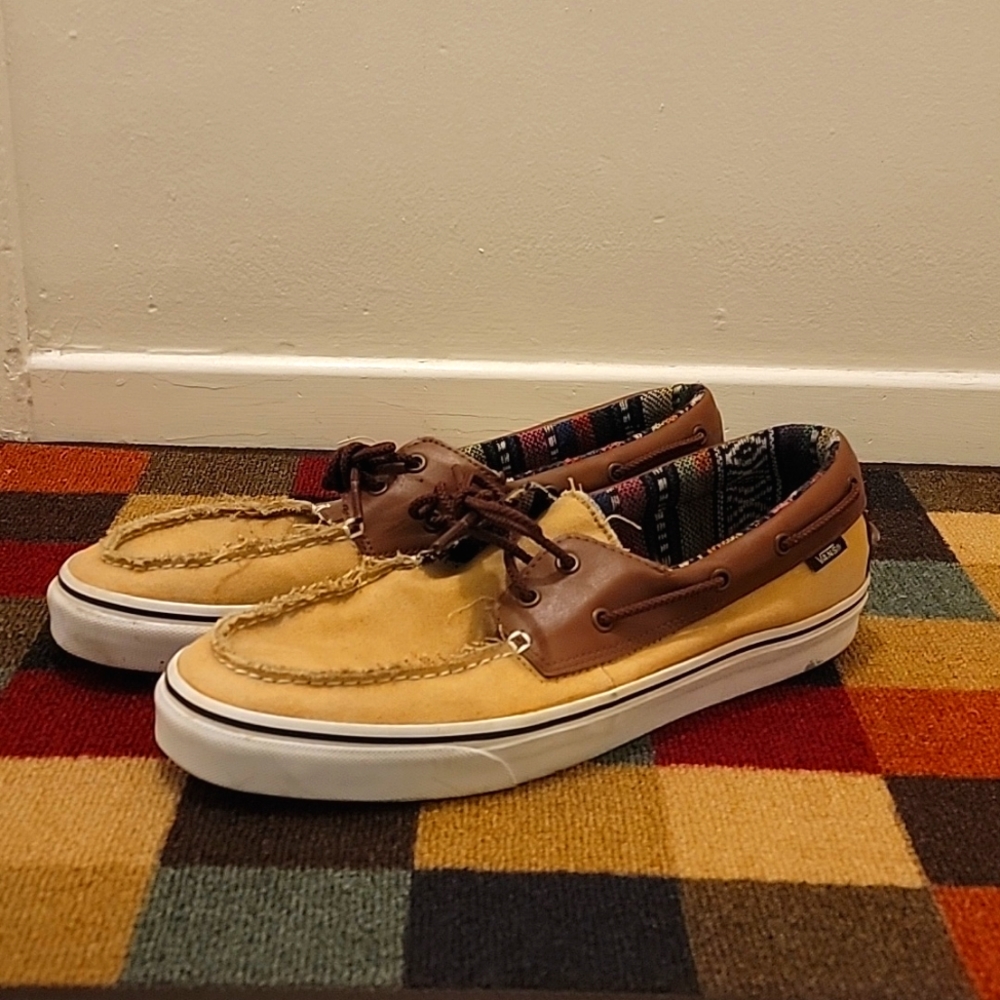 Vans mens Boat Shoes Brown size 13